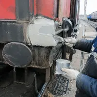 Ремонт железнодорожного вагона антикоррозионной шпаклевкой