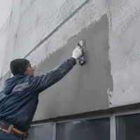 Выравнивание железобетонных панелей атмосферостойкой шпаклевкой
