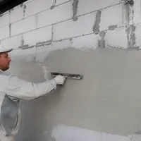 Подготовка газобетонной стены под декоративную штукатурку атмосферостойкой шпаклевкой