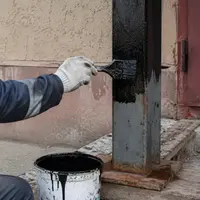 Защита наружных металлических элементов зданий