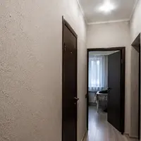 Стены коридора